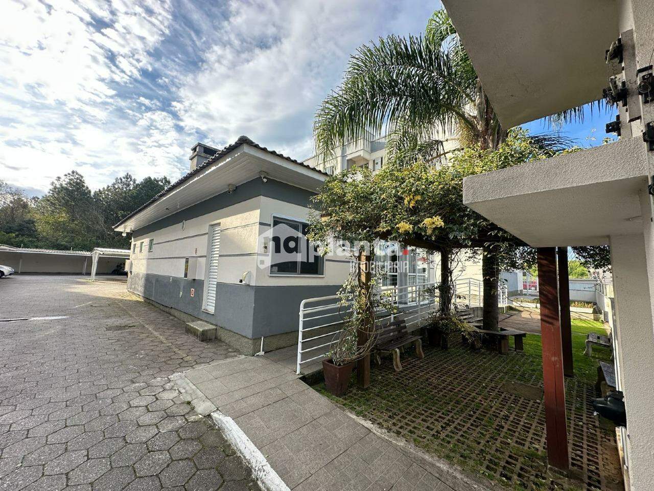 Apartamento à venda com 1 quarto, 42m² - Foto 17