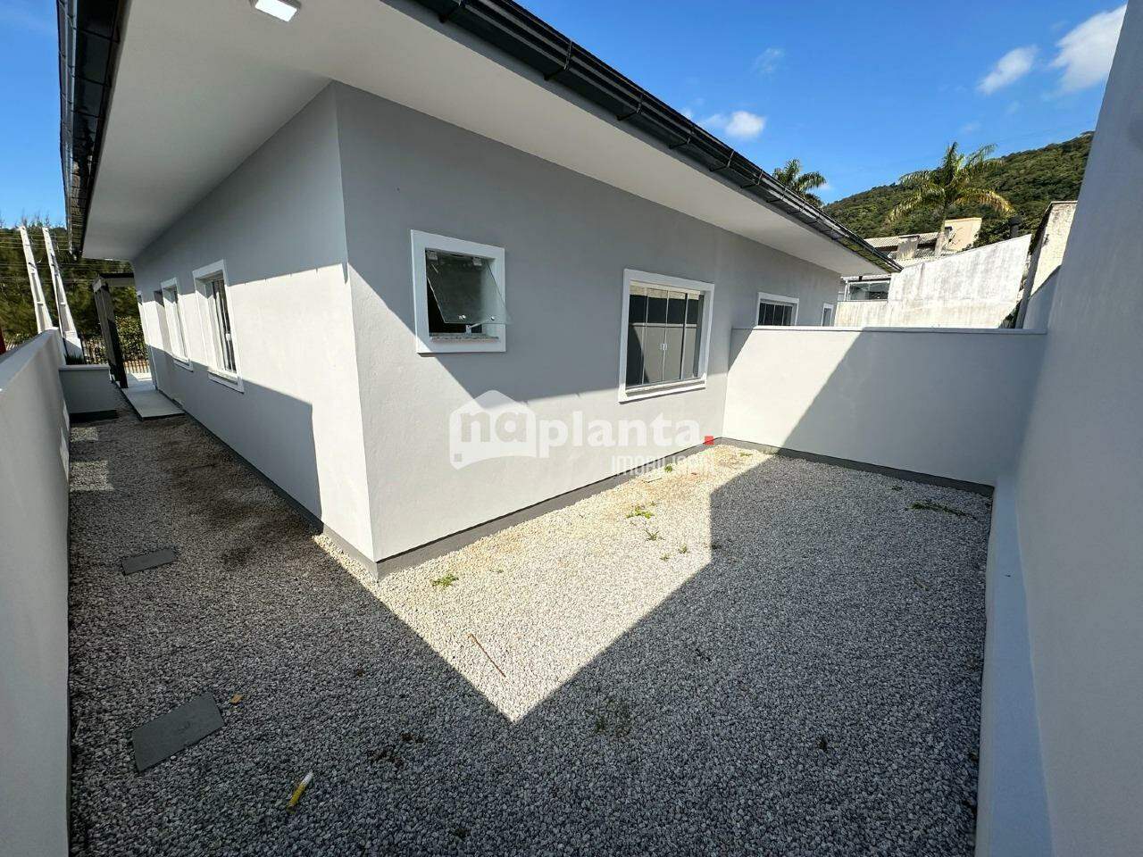 Casa à venda com 3 quartos, 80m² - Foto 16