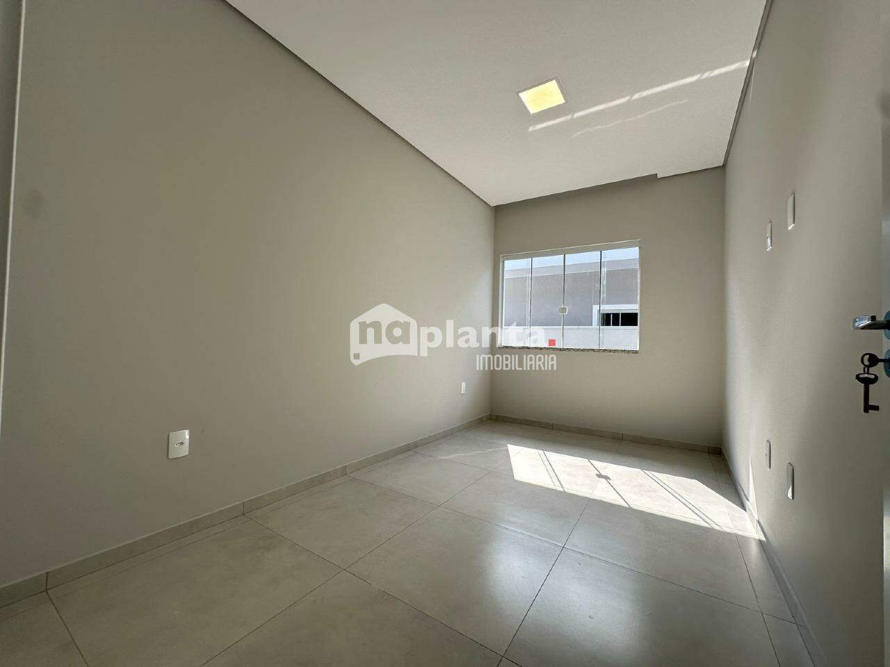 Casa à venda com 3 quartos, 80m² - Foto 11