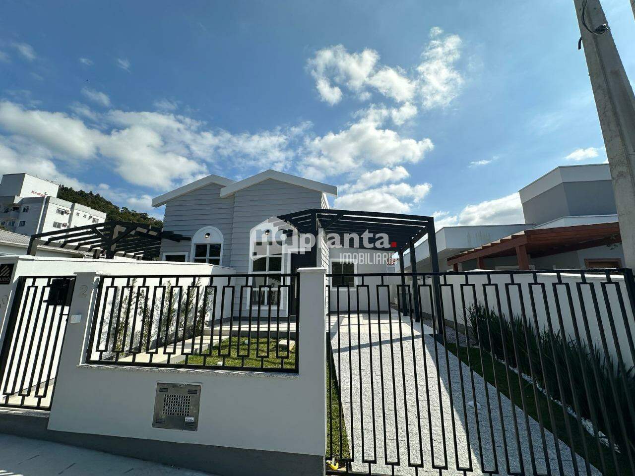 Casa à venda com 3 quartos, 80m² - Foto 3