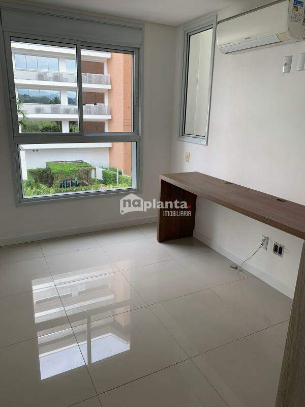 Apartamento à venda com 3 quartos, 93m² - Foto 14