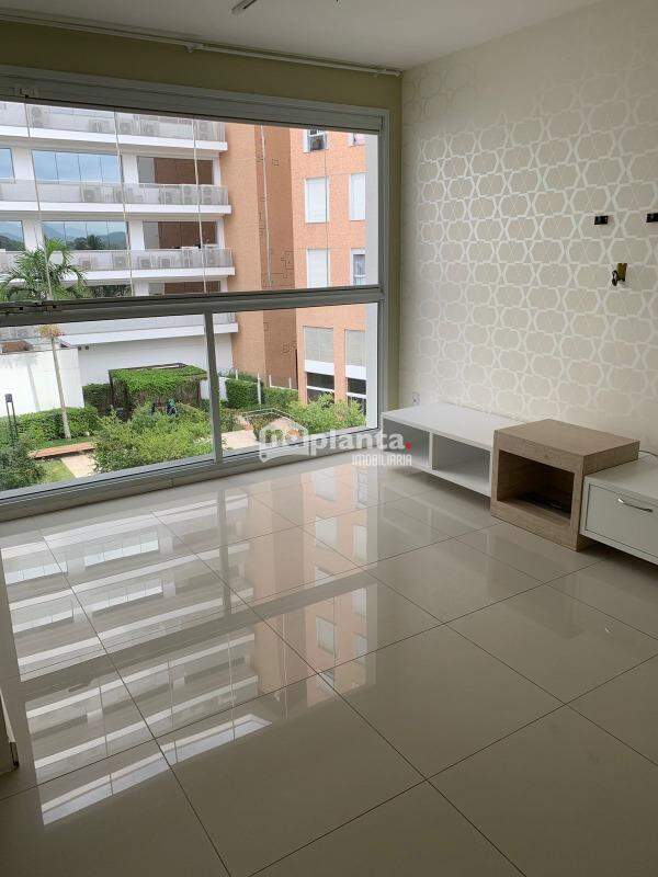 Apartamento à venda com 3 quartos, 93m² - Foto 13