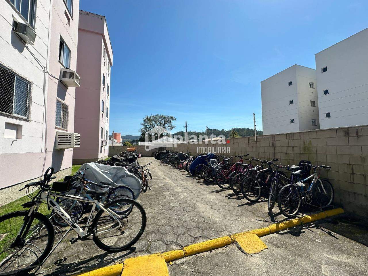Apartamento à venda com 2 quartos, 44m² - Foto 30