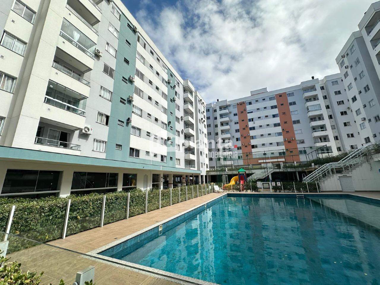 Apartamento à venda com 2 quartos, 58m² - Foto 1