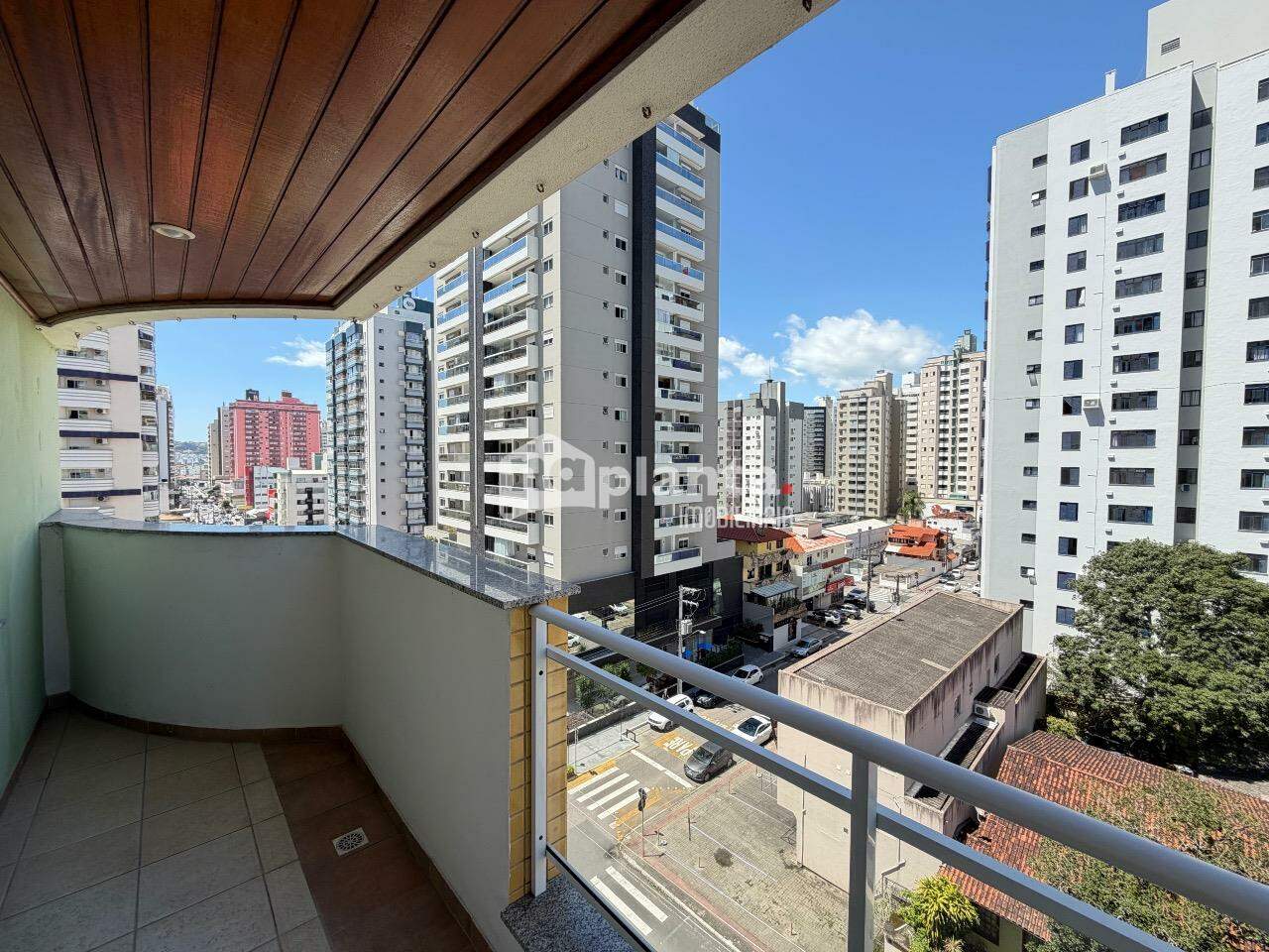 Apartamento, 3 quartos, 100 m² - Foto 2
