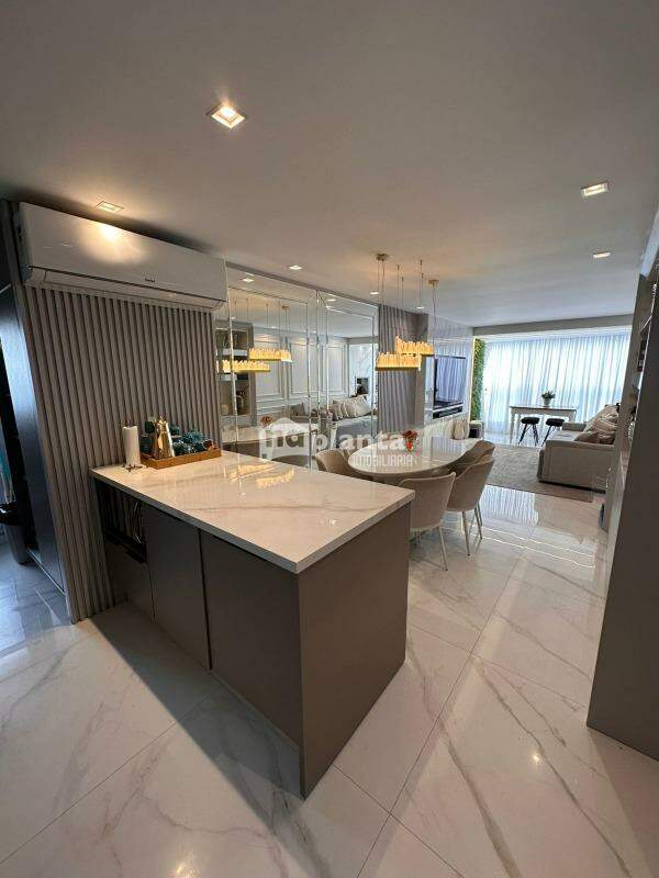 Apartamento, 3 quartos, 96 m² - Foto 1