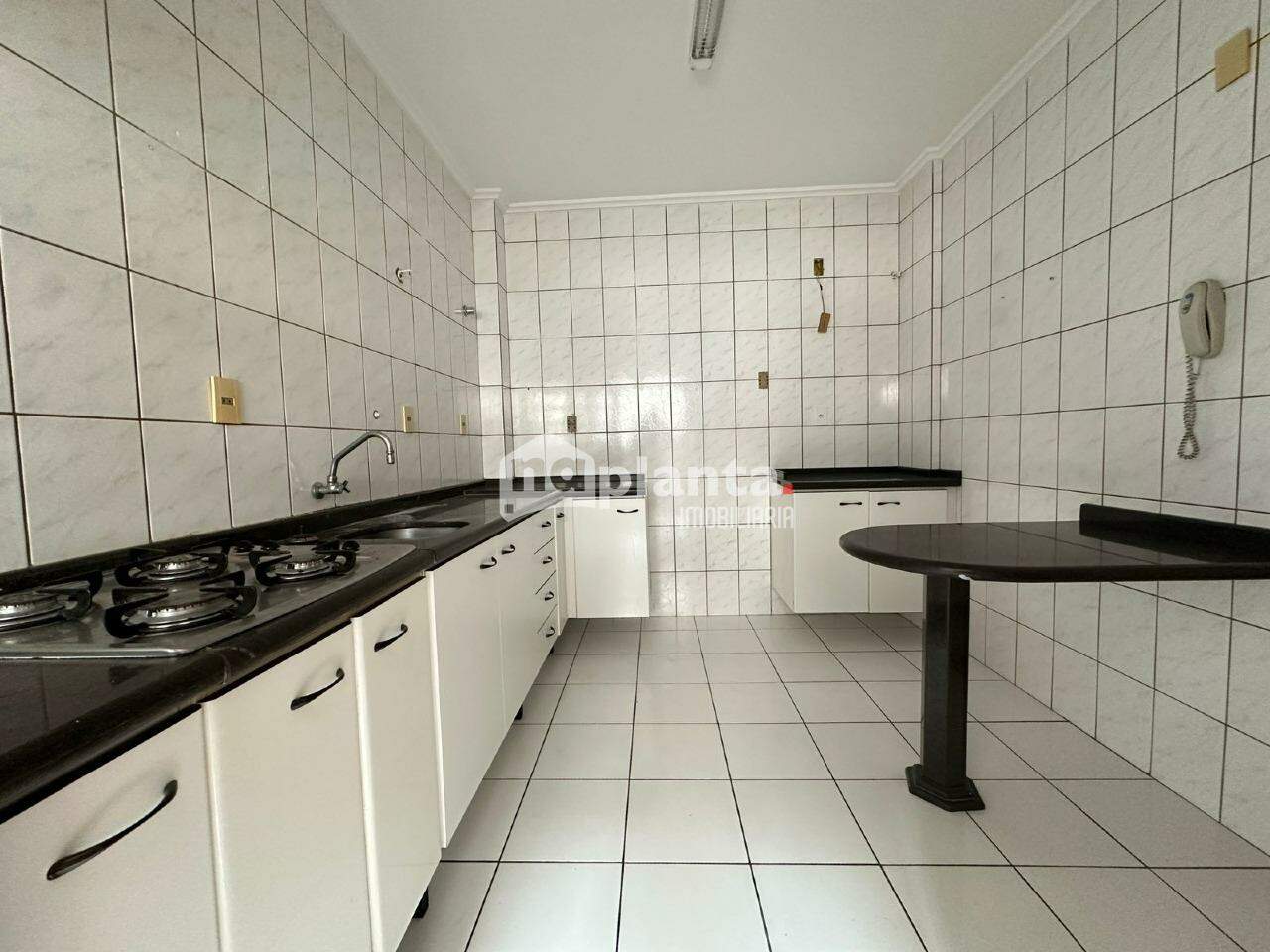 Apartamento, 2 quartos, 72 m² - Foto 2