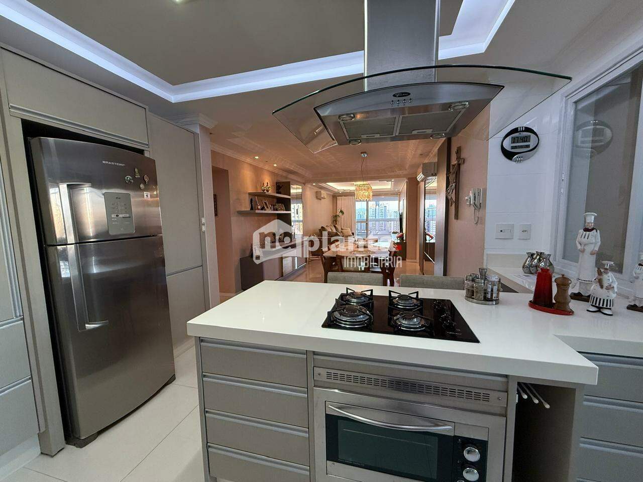 Apartamento com 04 dormitórios 02 suítes com varanda gourmet e 2 vagas em Campinas, São José - Financiamento Aceito — foto 5