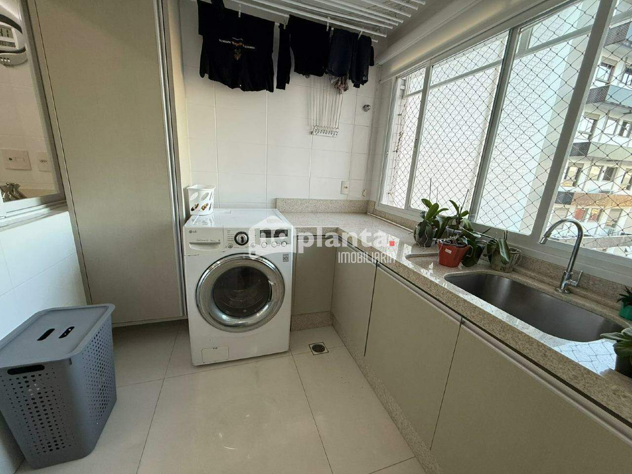 Apartamento com 04 dormitórios 02 suítes com varanda gourmet e 2 vagas em Campinas, São José - Financiamento Aceito — foto 6