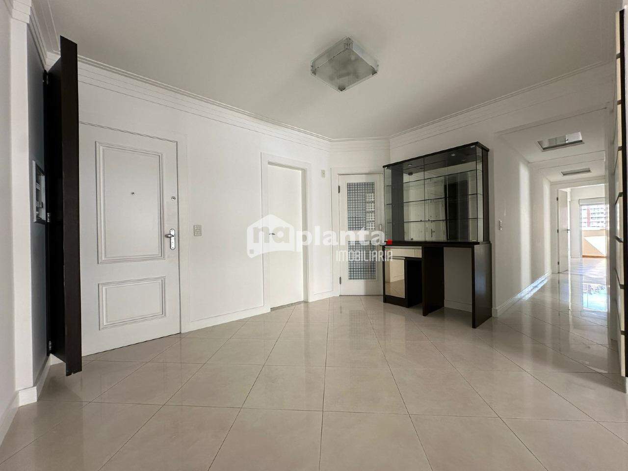 Apartamento, 3 quartos, 131 m² - Foto 3