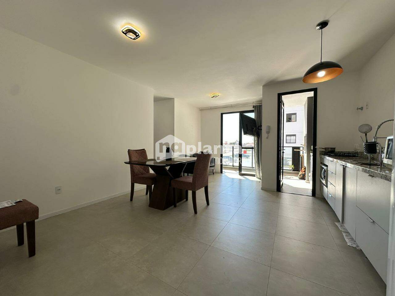 Apartamento com 03 dormitórios 01 suíte no bairro Areias em São José/SC — foto 2