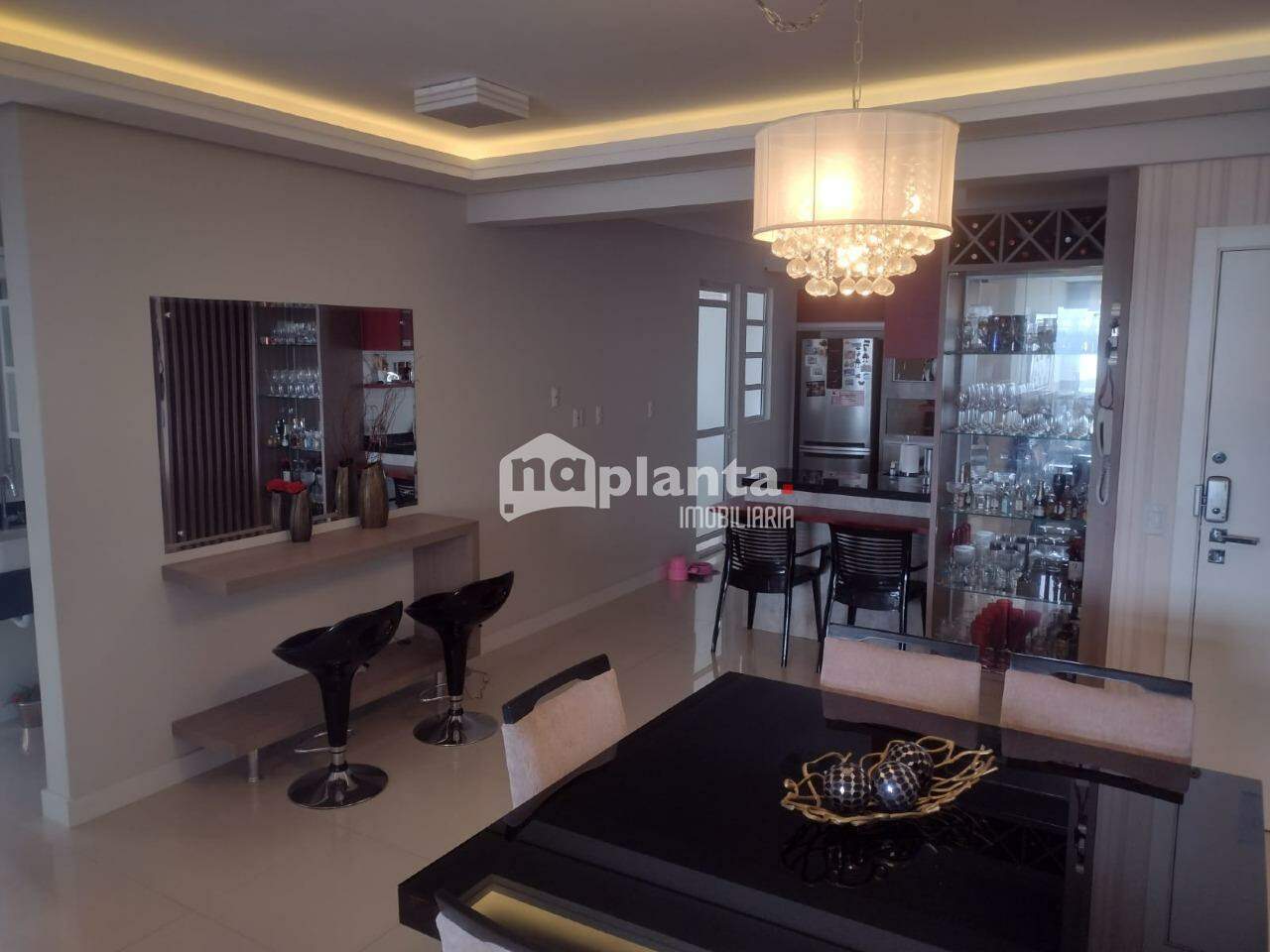 Apartamento, 3 quartos, 128 m² - Foto 2
