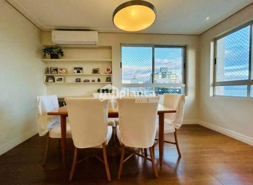 Apartamento, 3 quartos, 143 m² - Foto 2