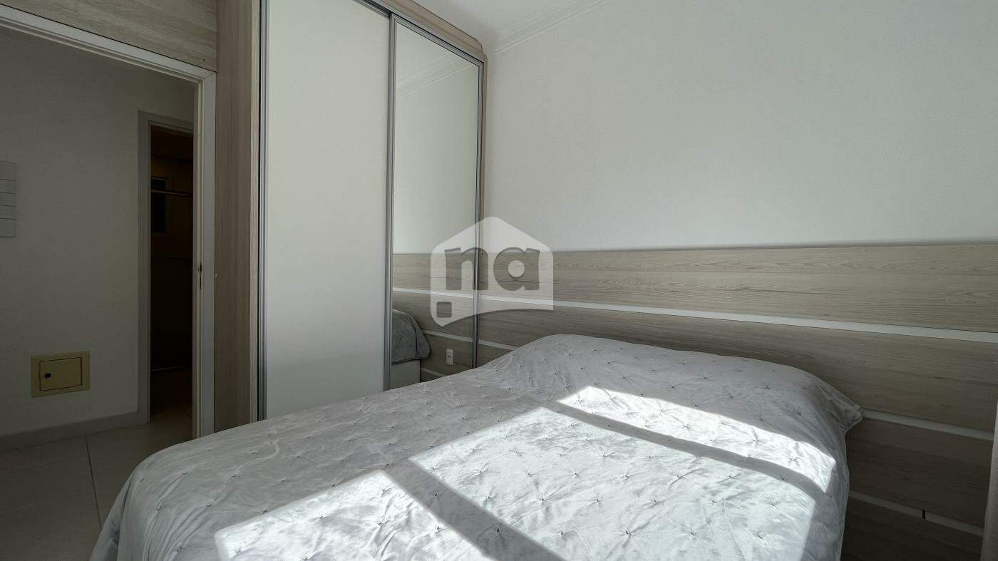 Apartamento à venda com 3 quartos, 97m² - Foto 12