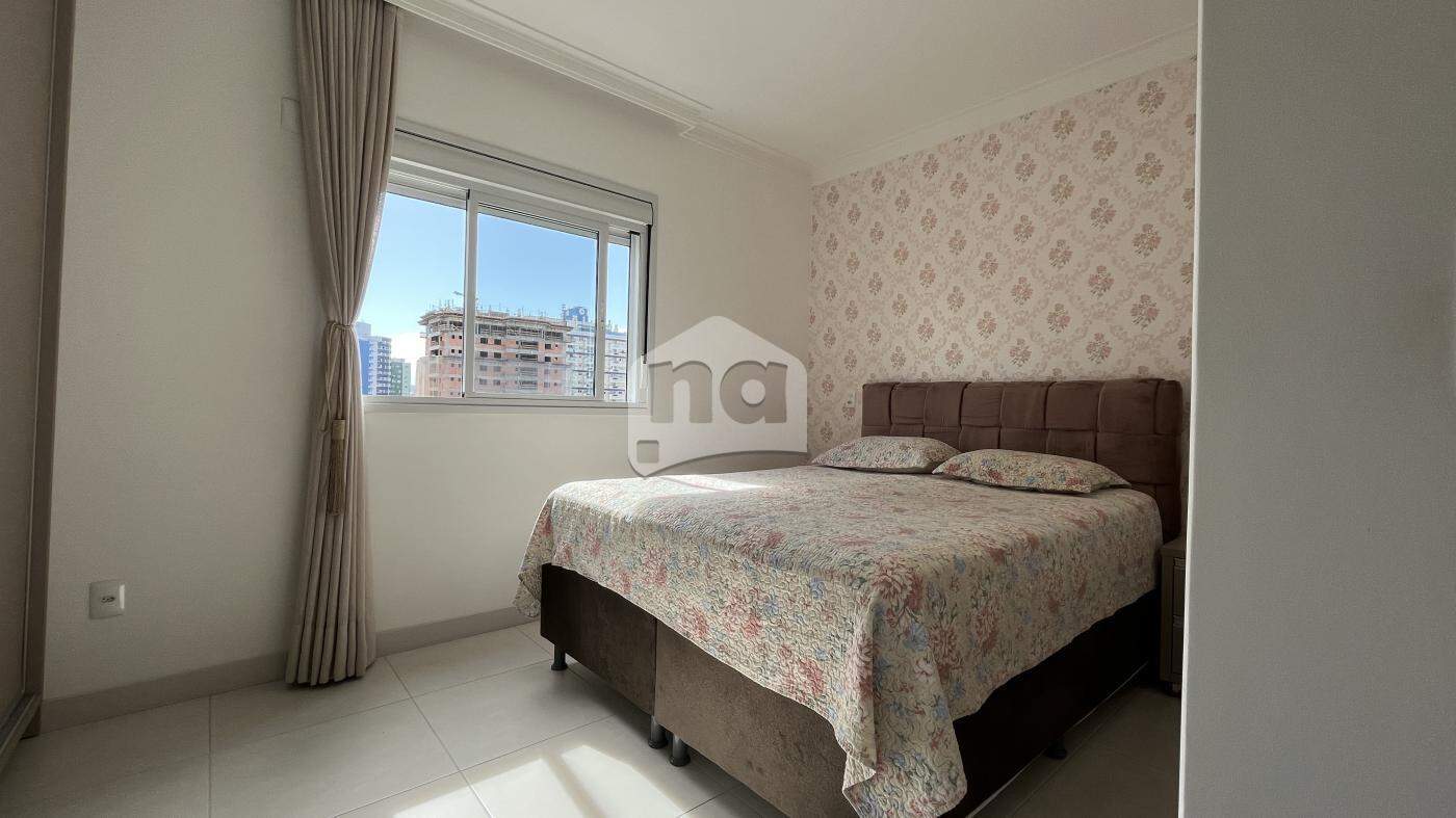 Apartamento à venda com 3 quartos, 97m² - Foto 13