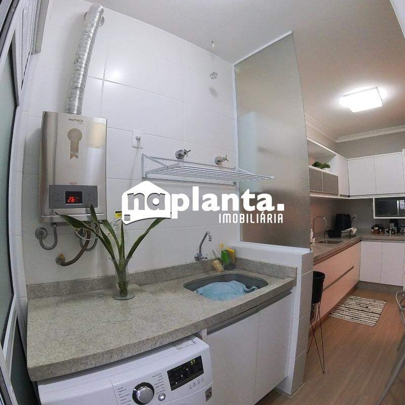 Apartamento à venda com 3 quartos, 97m² - Foto 17