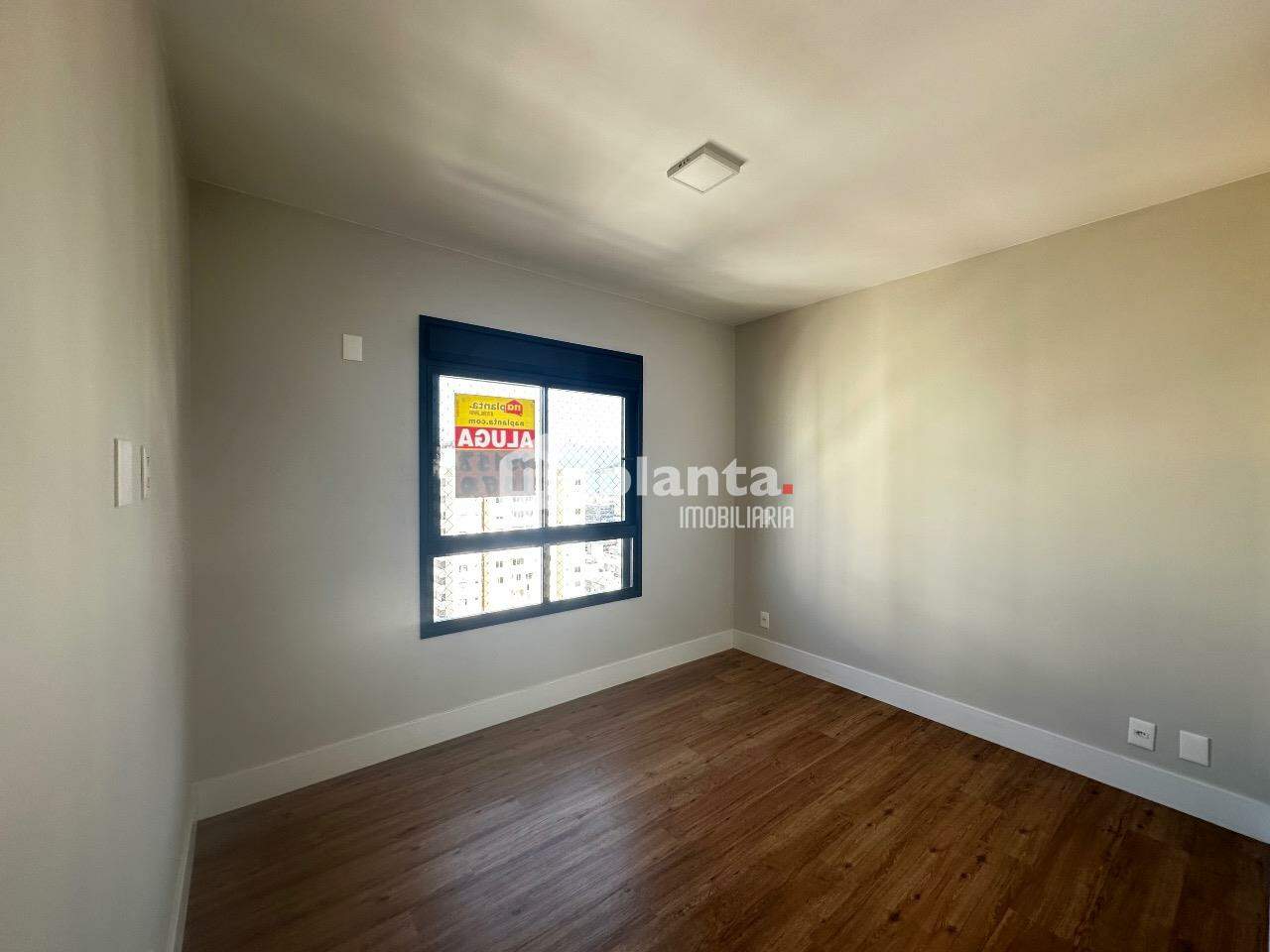 Apartamento para alugar com 3 quartos, 135m² - Foto 15