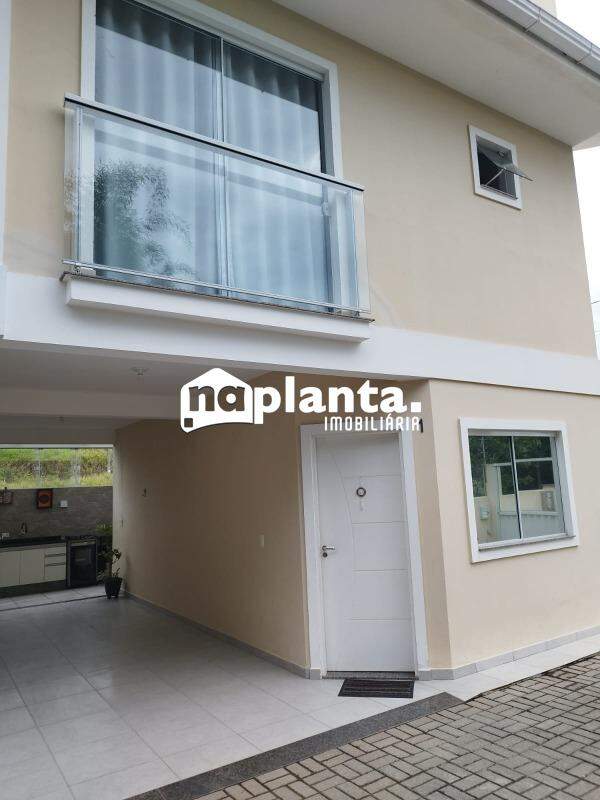 Sobrado à venda com 3 quartos, 88m² - Foto 1