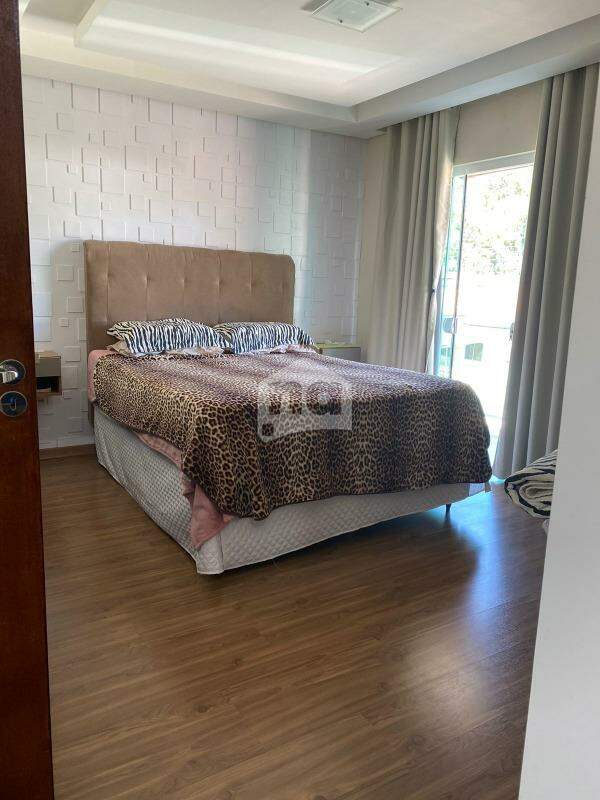 Casa à venda com 3 quartos, 160m² - Foto 13