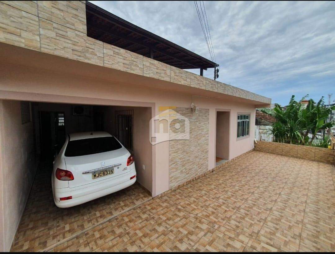 Casa à venda com 4 quartos, 200m² - Foto 1