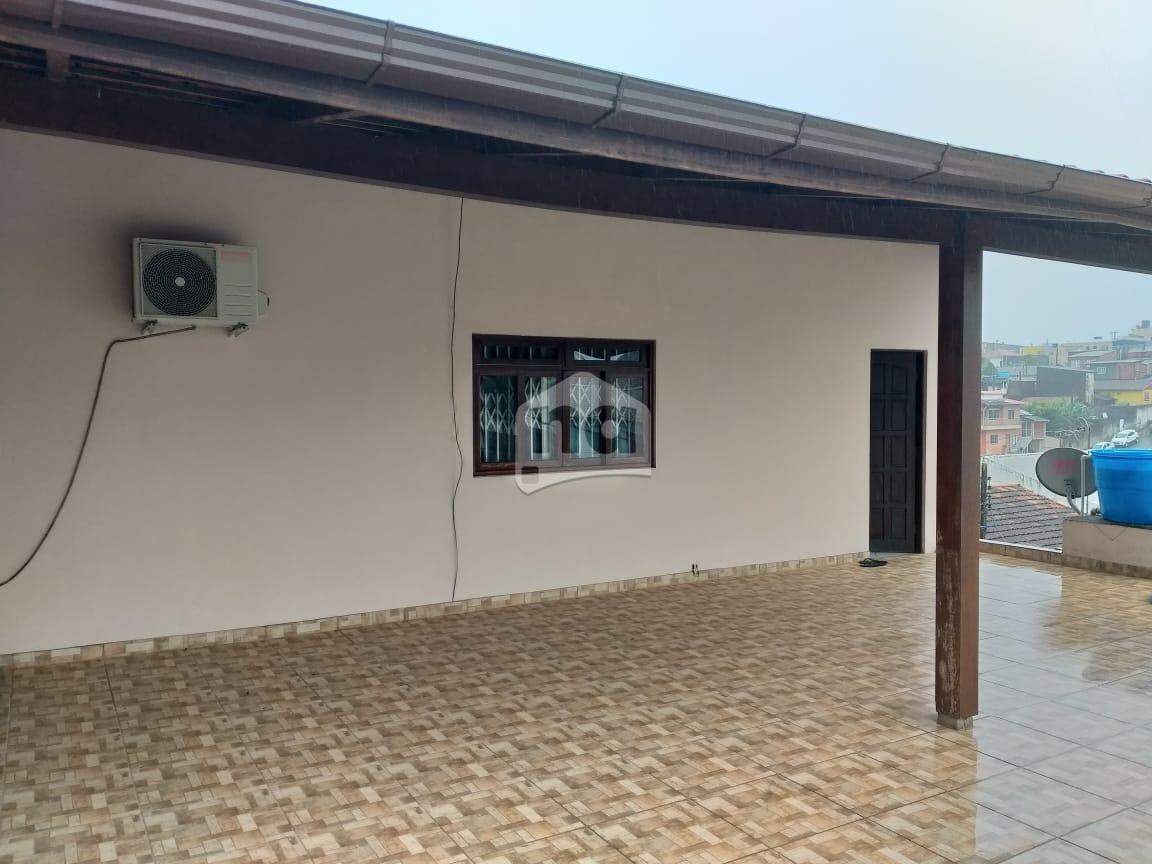 Casa à venda com 4 quartos, 200m² - Foto 19