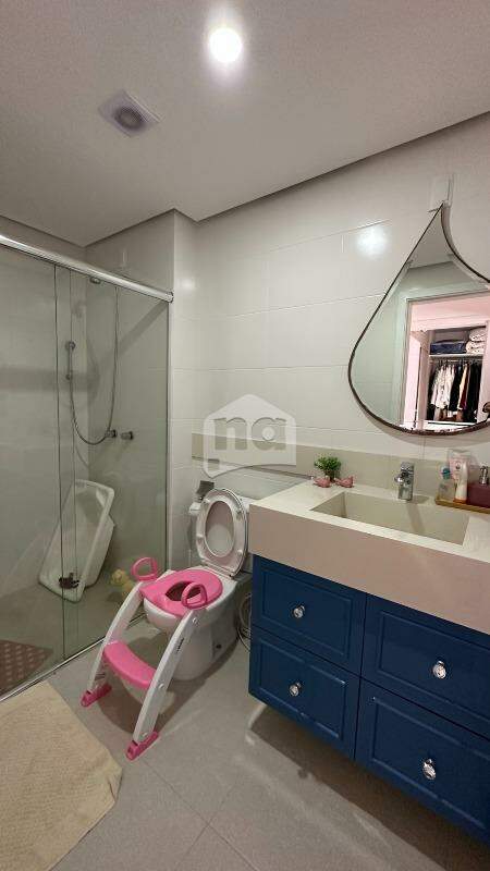 Apartamento à venda com 3 quartos, 97m² - Foto 22