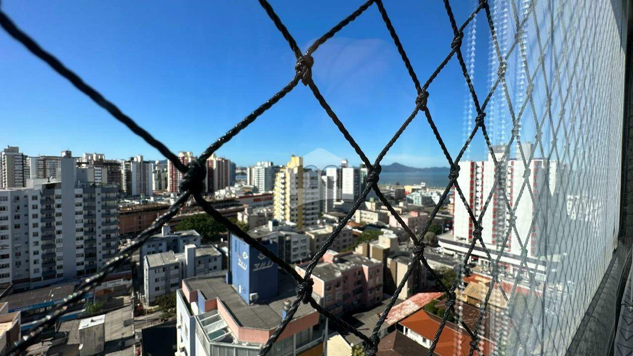 Apartamento à venda com 3 quartos, 97m² - Foto 8