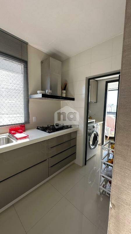 Apartamento à venda com 3 quartos, 97m² - Foto 13