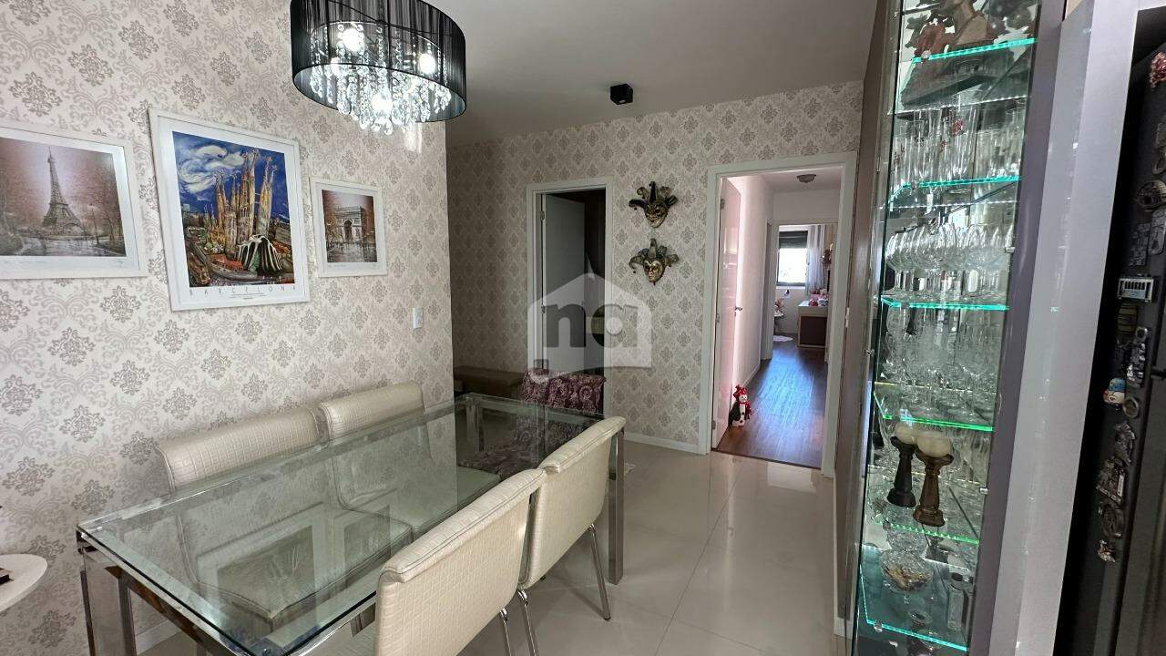 Apartamento à venda com 3 quartos, 97m² - Foto 7