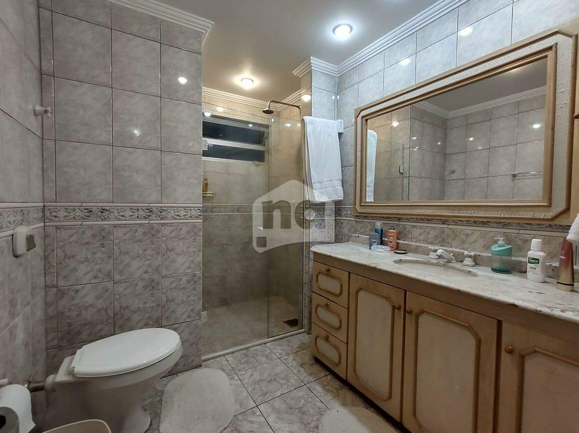 Apartamento à venda com 3 quartos, 138m² - Foto 21