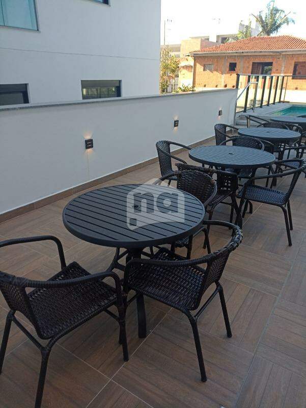 Apartamento à venda com 2 quartos, 65m² - Foto 14