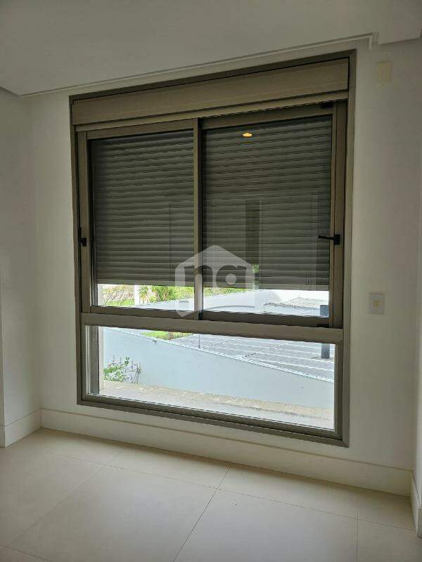 Apartamento à venda com 3 quartos, 130m² - Foto 23