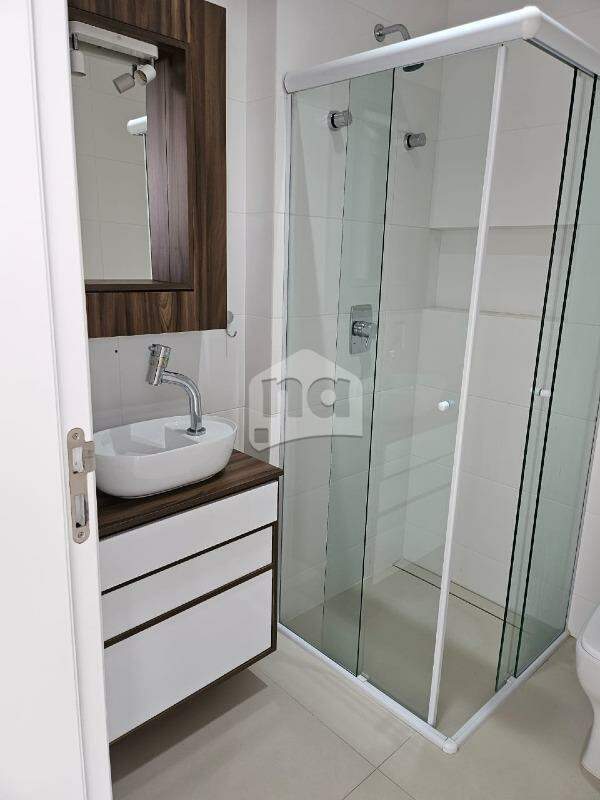 Apartamento à venda com 3 quartos, 130m² - Foto 14