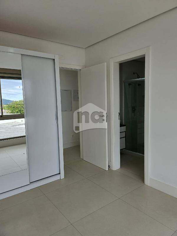 Apartamento à venda com 3 quartos, 130m² - Foto 21