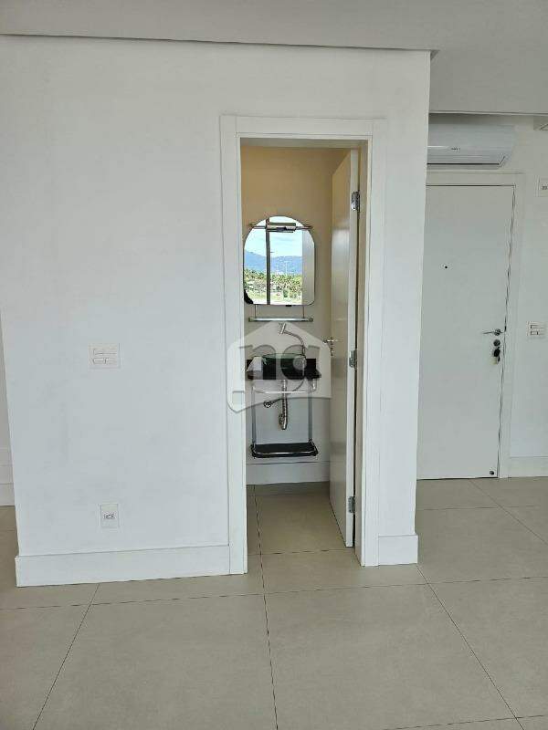 Apartamento à venda com 3 quartos, 130m² - Foto 10