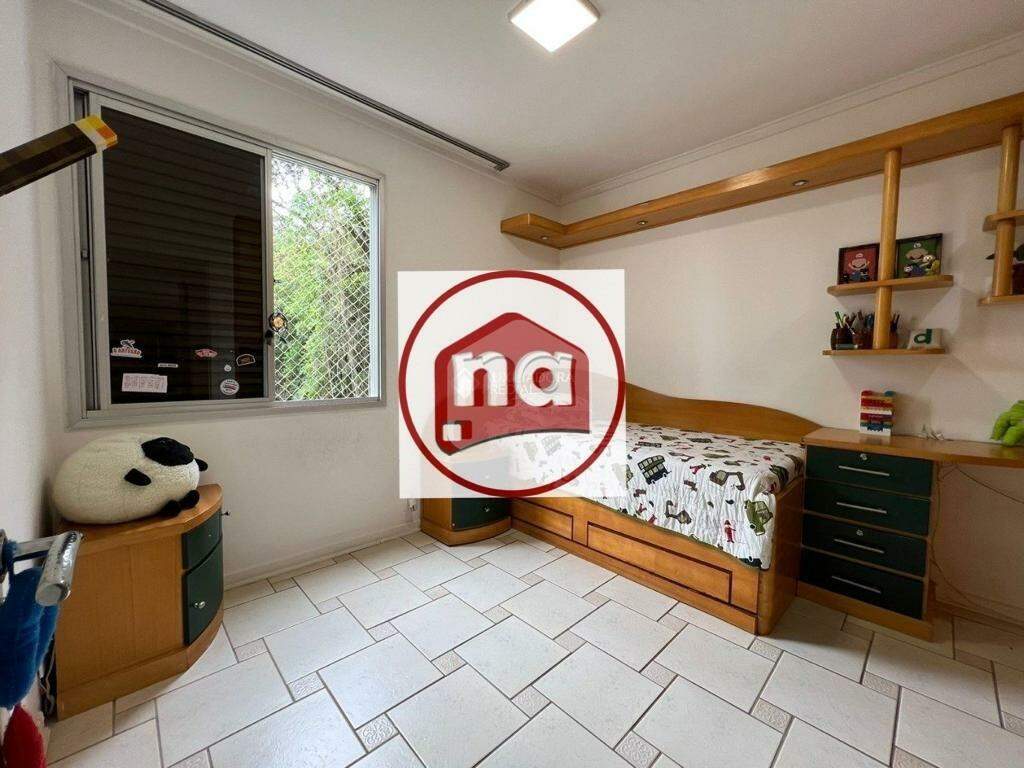 Apartamento à venda com 3 quartos, 202m² - Foto 20