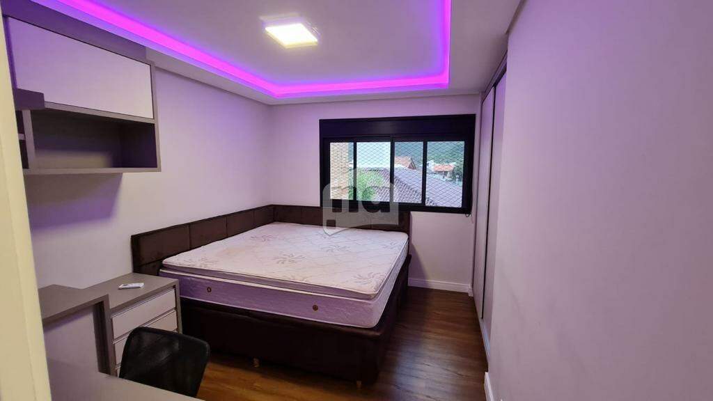 Apartamento à venda com 2 quartos, 115m² - Foto 27