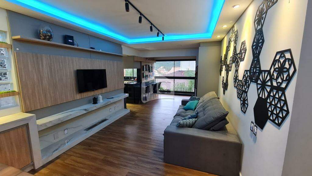 Apartamento à venda com 2 quartos, 115m² - Foto 7