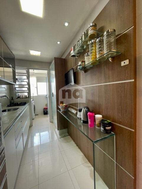 Apartamento à venda com 2 quartos, 75m² - Foto 12