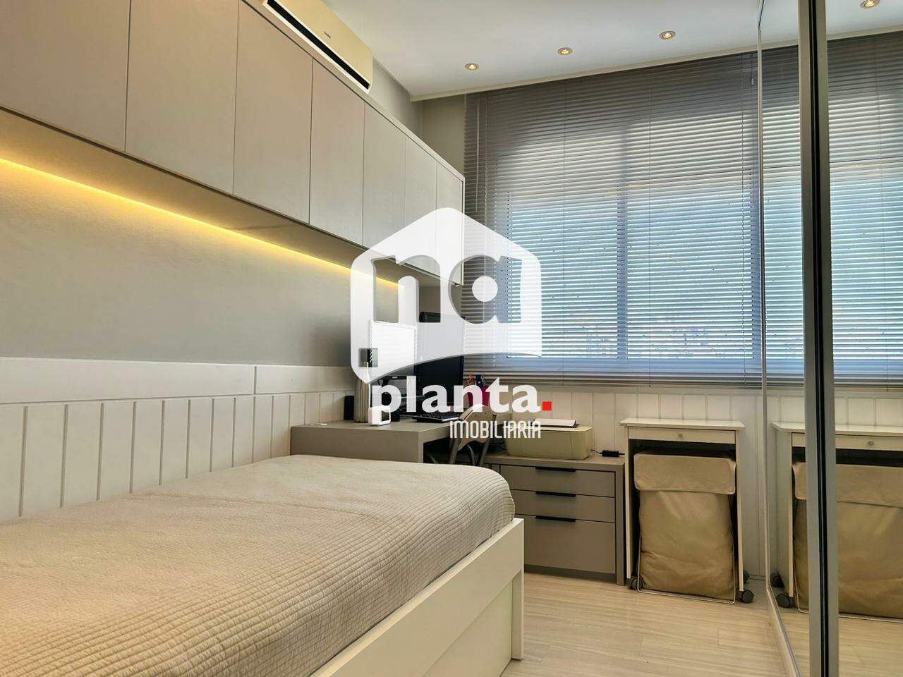 Apartamento à venda com 3 quartos, 106m² - Foto 28