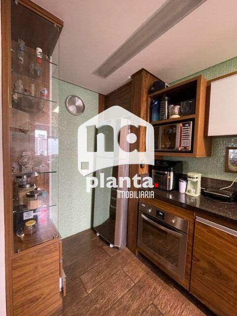 Apartamento à venda com 3 quartos, 106m² - Foto 21