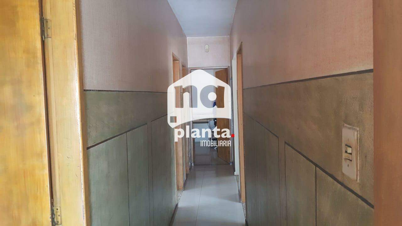 Casa à venda com 6 quartos, 320m² - Foto 6