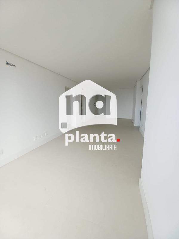 Apartamento à venda com 3 quartos, 140m² - Foto 12