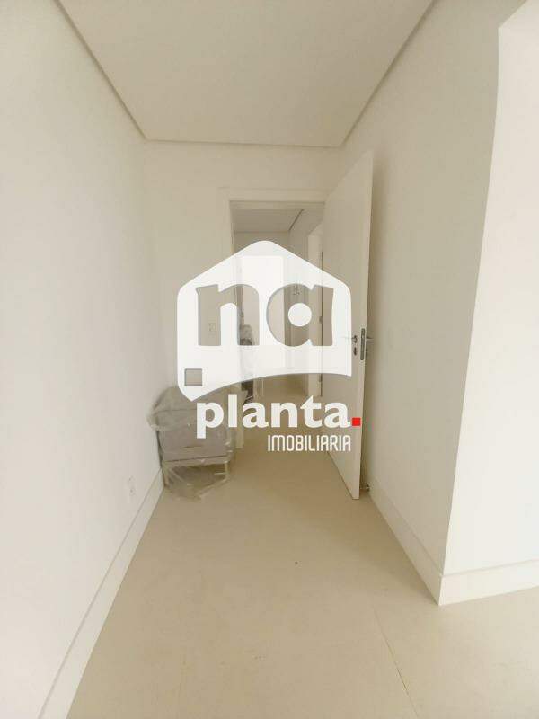 Apartamento à venda com 3 quartos, 140m² - Foto 14