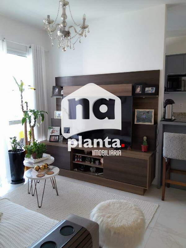 Apartamento à venda com 2 quartos, 68m² - Foto 10