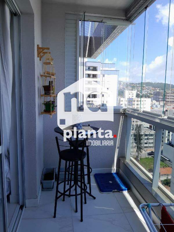 Apartamento à venda com 2 quartos, 68m² - Foto 12