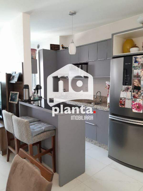 Apartamento à venda com 2 quartos, 68m² - Foto 8