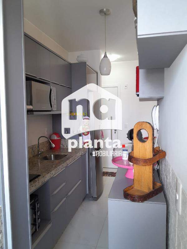 Apartamento à venda com 2 quartos, 68m² - Foto 6