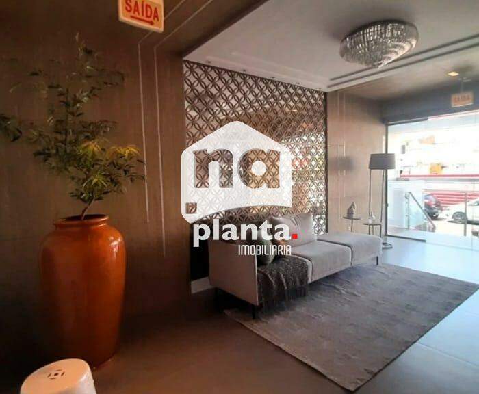 Apartamento à venda com 2 quartos, 68m² - Foto 3