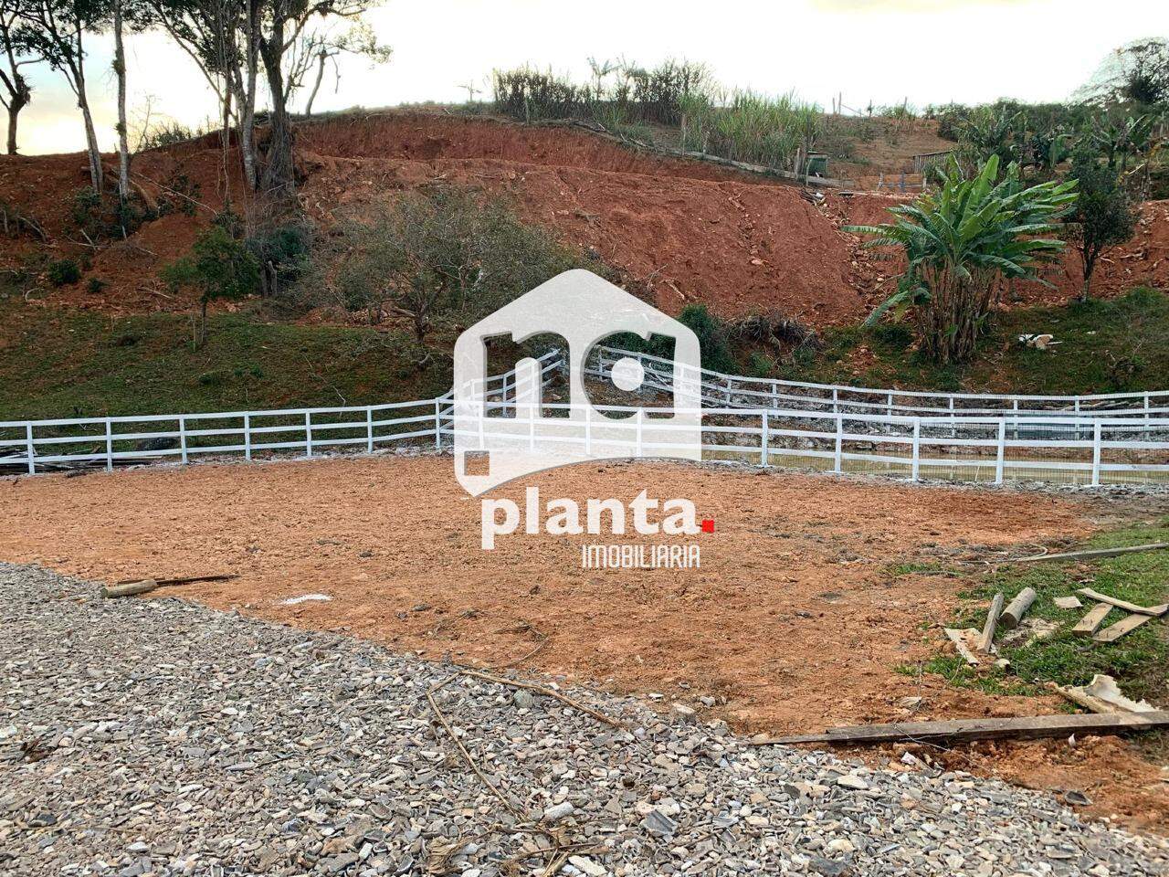 Fazenda à venda com 3 quartos, 250m² - Foto 18